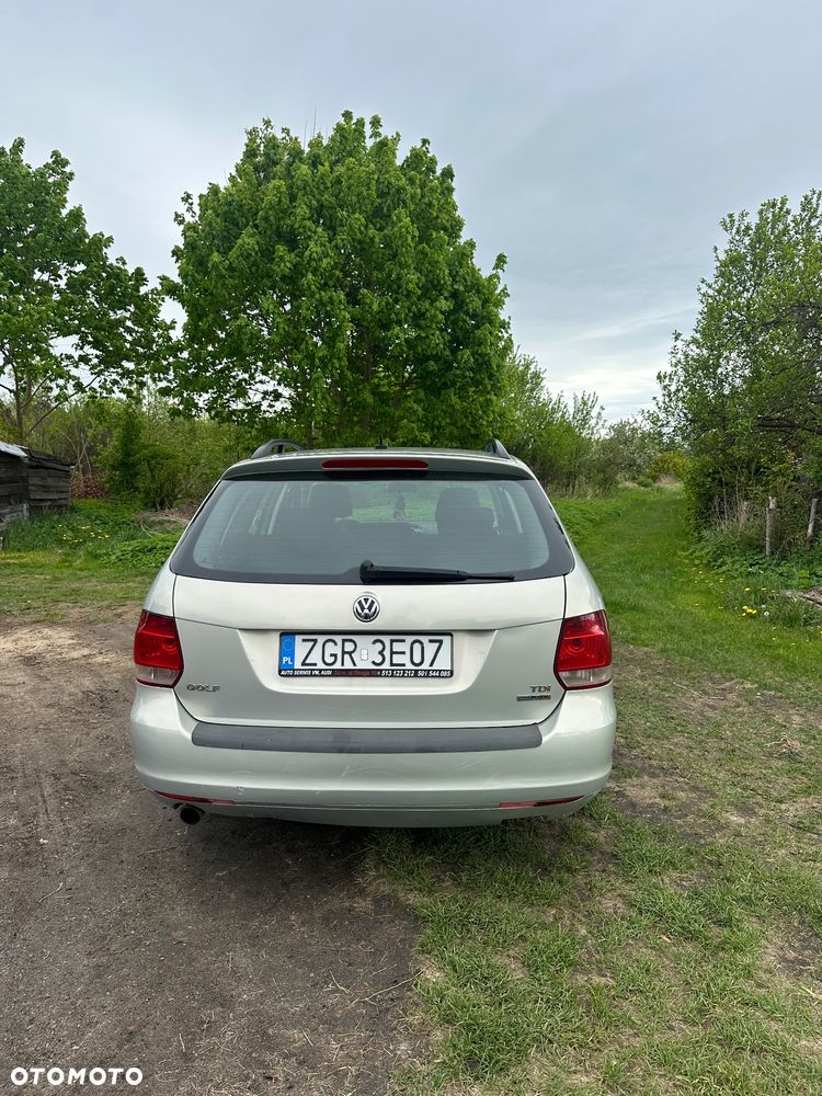 Volkswagen Golf 1.6 TDI Comfortline - 4