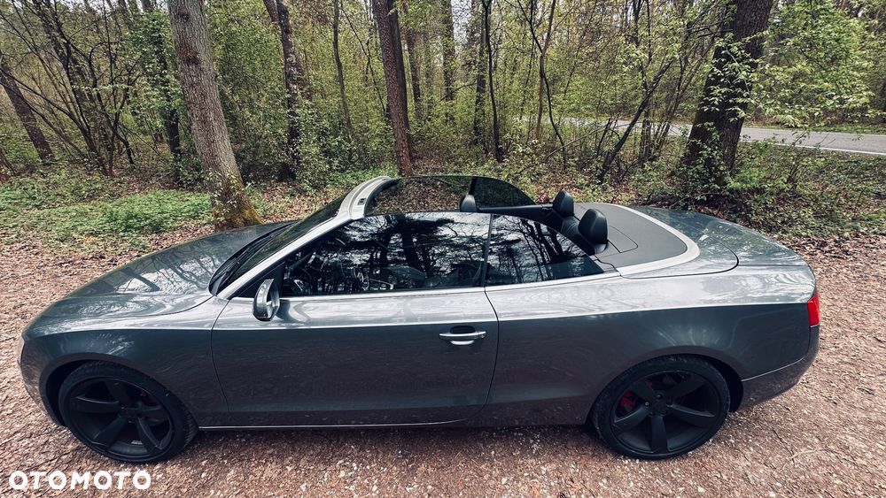 Audi A5 Cabrio - 8