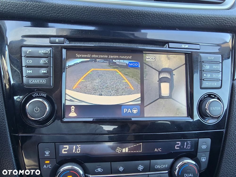 Nissan Qashqai 1.6 DCi N-Connecta Xtronic EU6 - 28