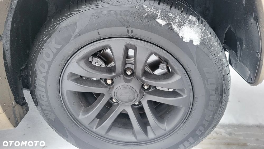 Suzuki Grand Vitara 2.7 V6 - 13