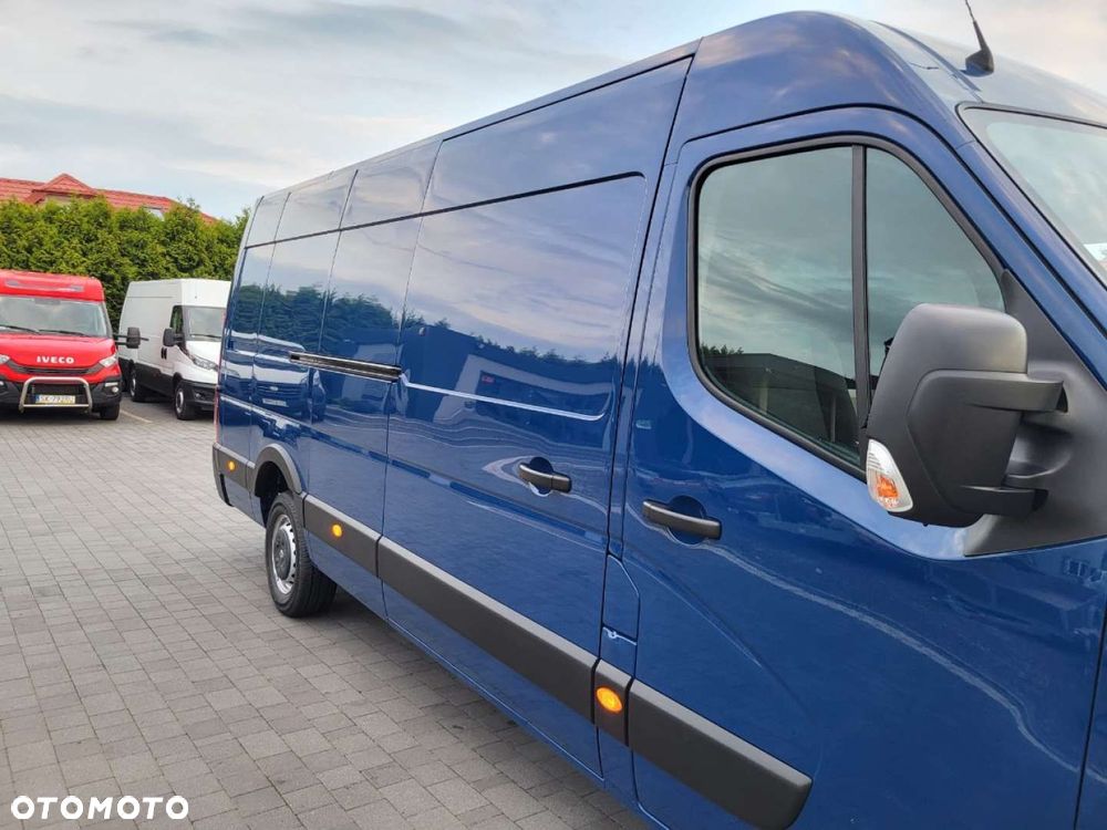 Renault Master Maxi L4H2 Salon Polska - 37