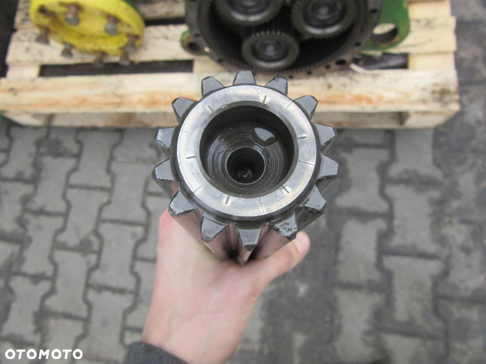 Zwolnica układ planetarny obudowa John Deere 6400 - 3