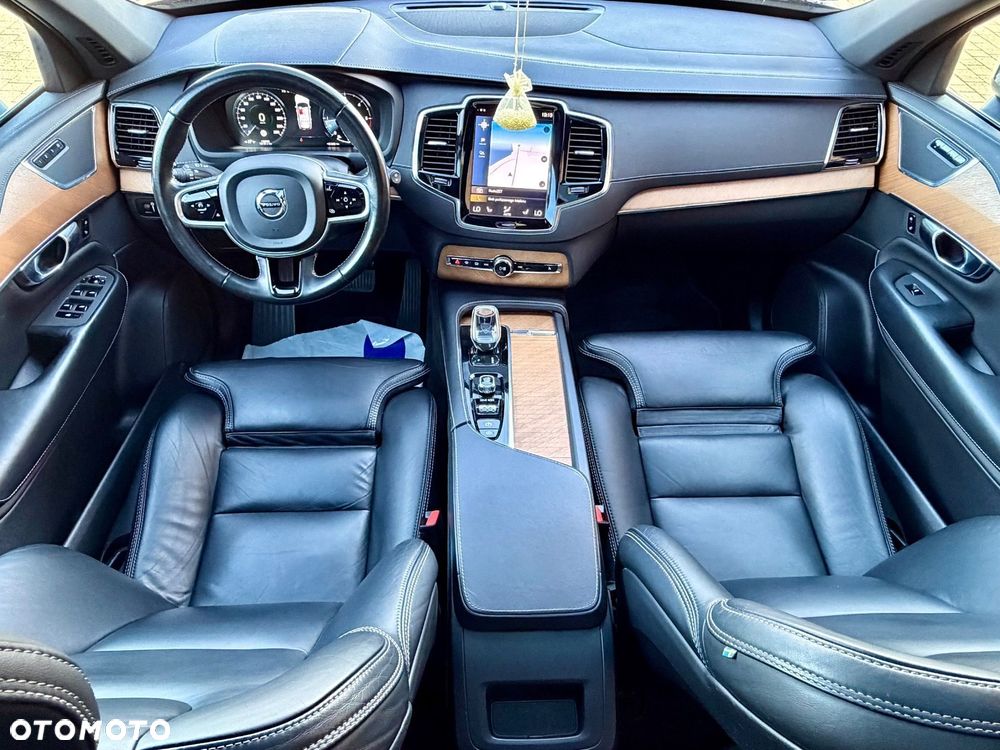 Volvo XC 90 - 17