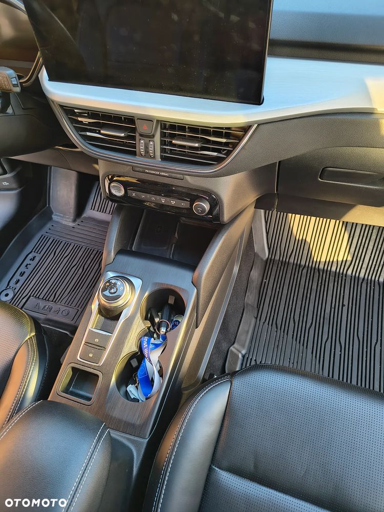 Ford Escape - 12