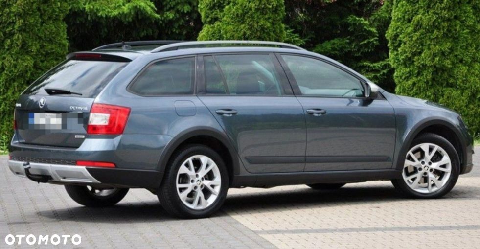 Skoda Octavia Scout 2.0 TDI 4x4 DSG - 18
