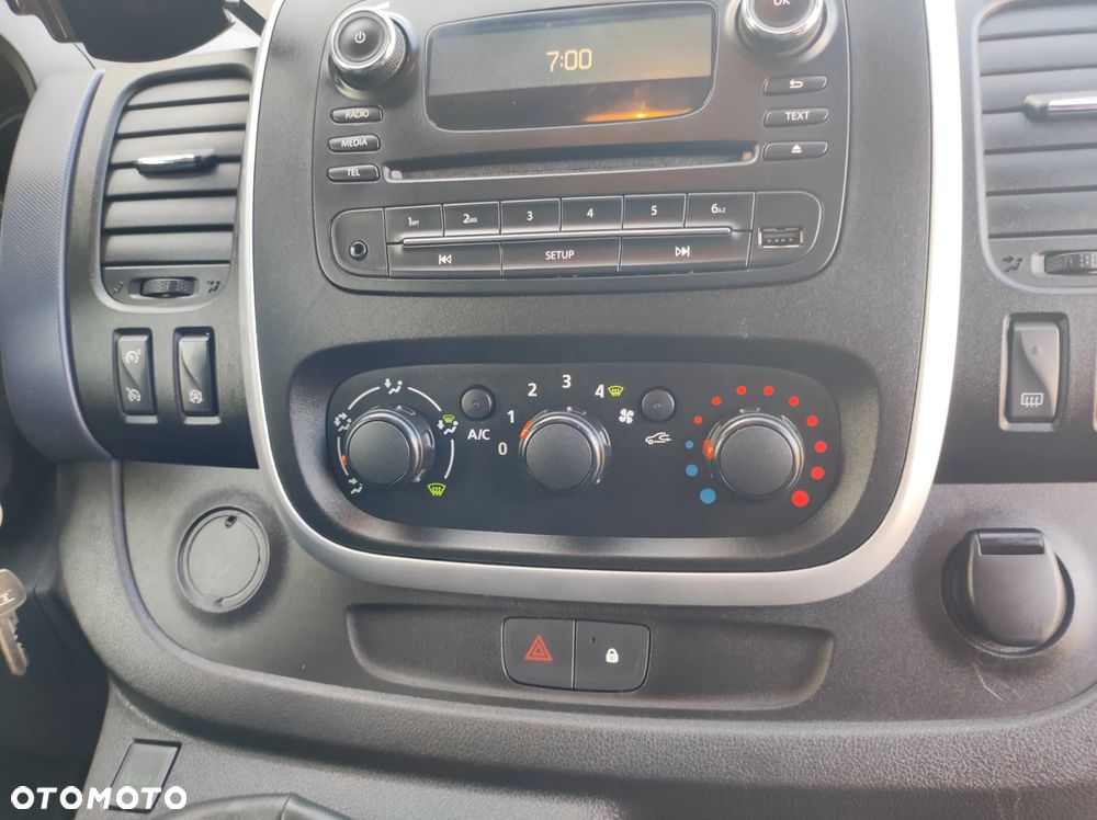 Opel vivaro - 15