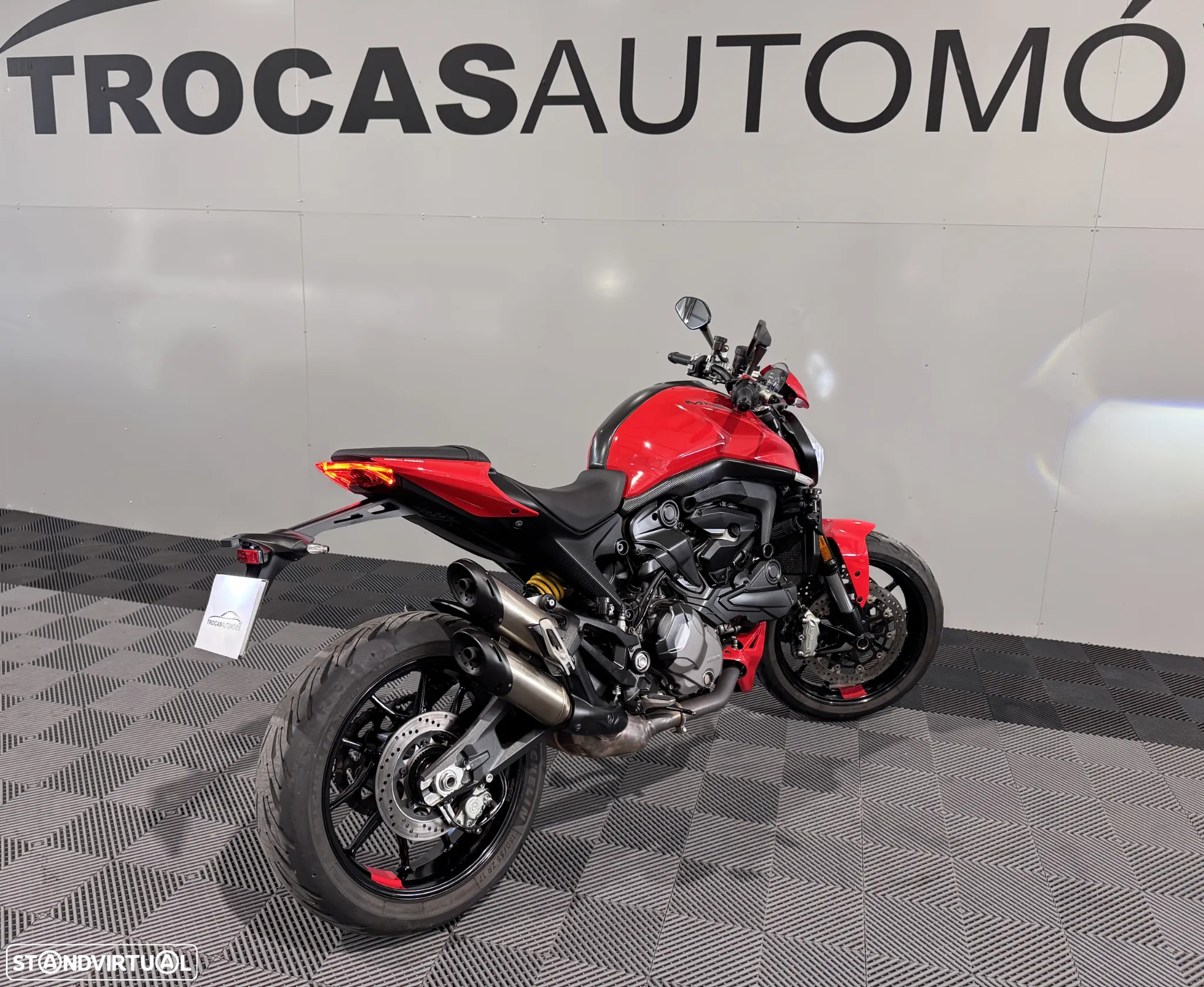 Ducati Monster 937 - 9
