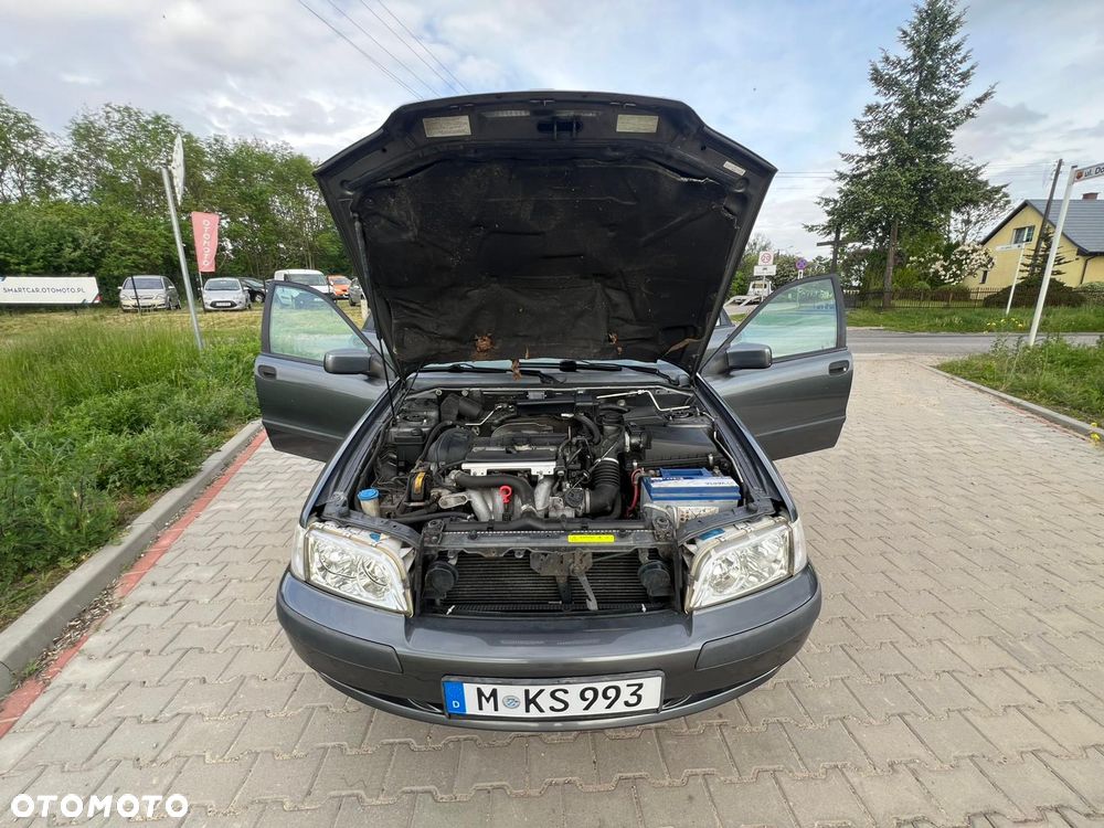 Volvo V40 - 21