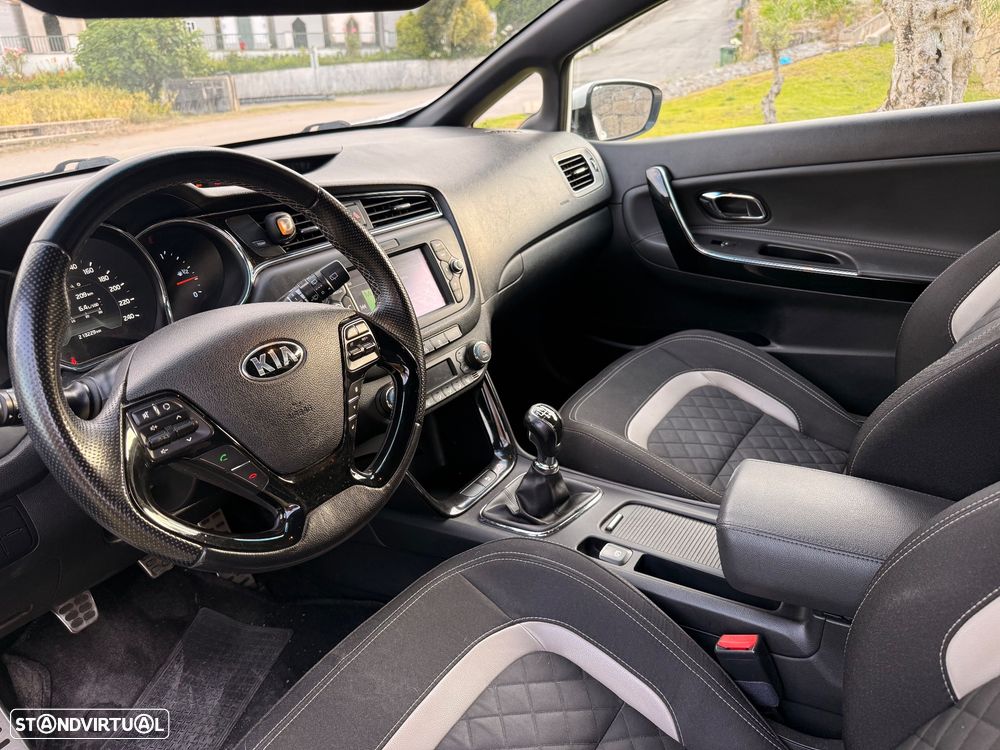 Kia ProCeed 1.6 CRDi 136 ISG GT Line - 8