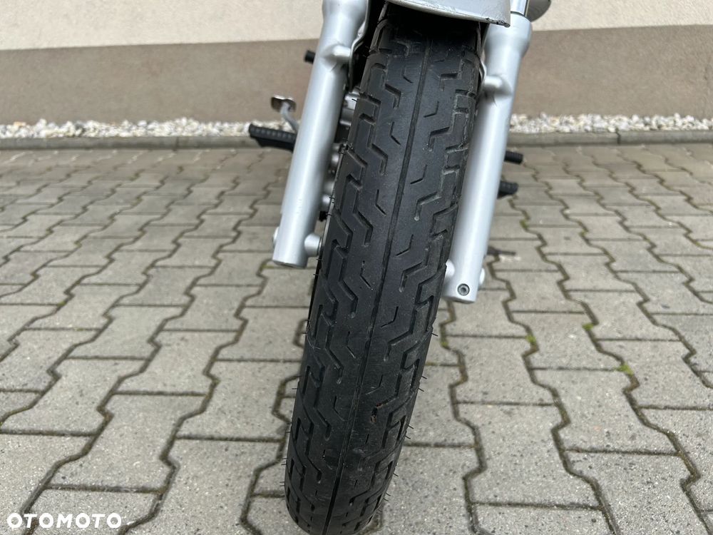 Suzuki Intruder - 24