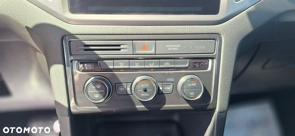 Volkswagen Golf Sportsvan - 14