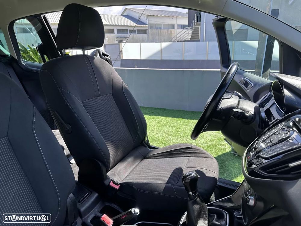 Ford B-Max 1.0 EcoBoost Titanium - 46