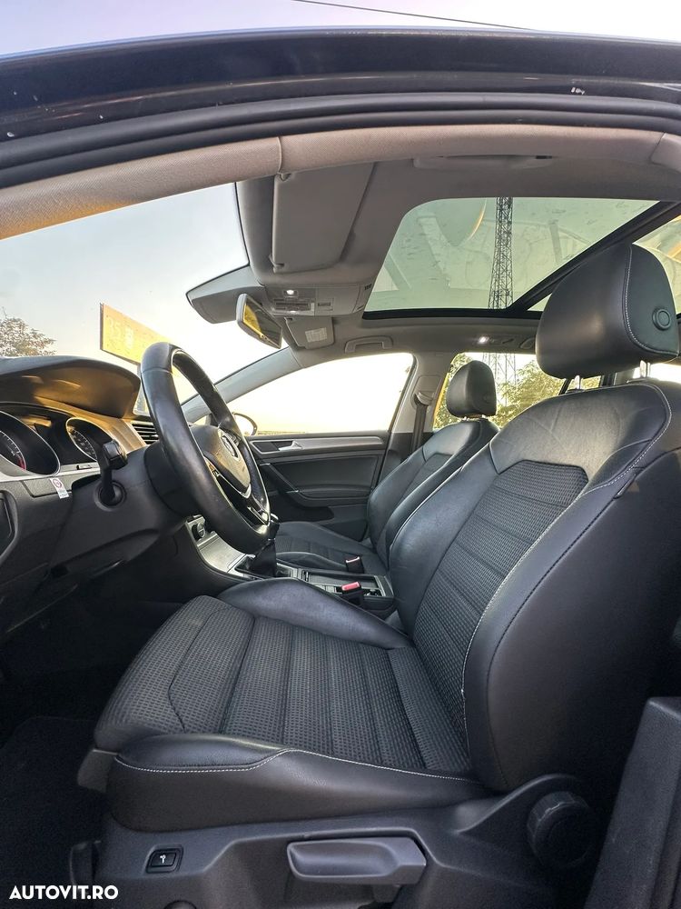 Volkswagen Golf 2.0 BlueTDI Comfortline - 12