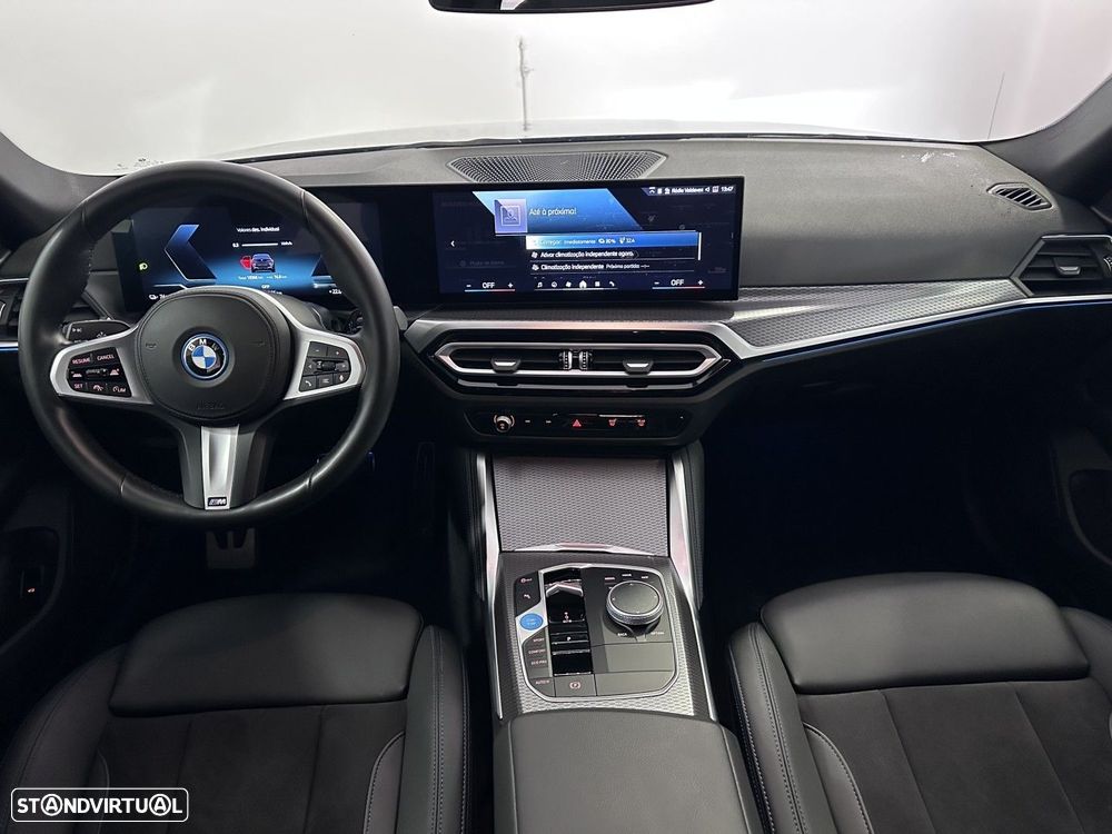 BMW i4 eDrive35 Edição Desportiva M - 14