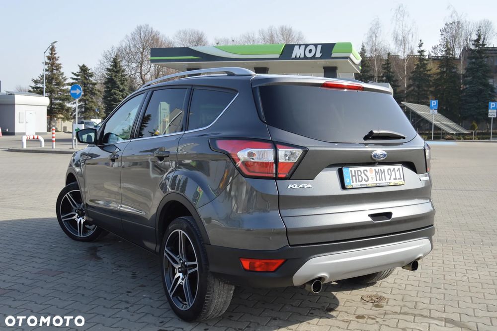 Ford Kuga 1.5 EcoBoost 2x4 Titanium - 17