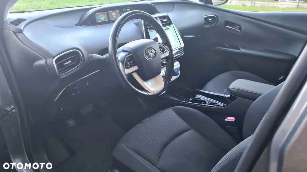 Toyota Prius - 16