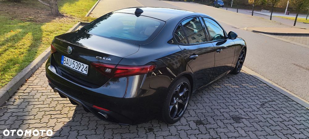 Alfa Romeo Giulia 2.0 Turbo Veloce - 3
