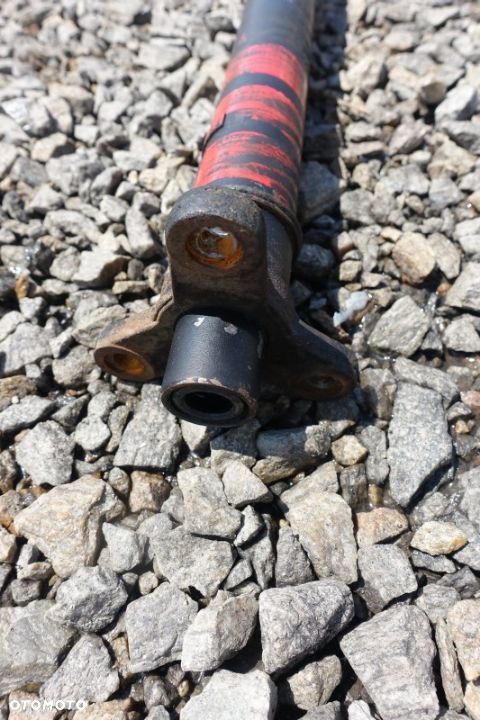 WAŁ NAPĘDOWY MERCEDES 123 - 2