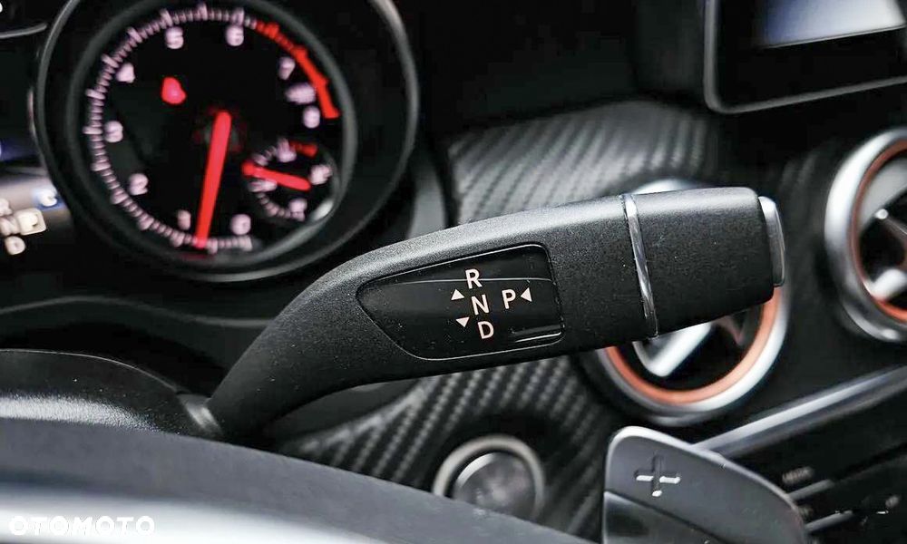 Mercedes-Benz Klasa A 200 7G-DCT AMG Line Advanced - 14
