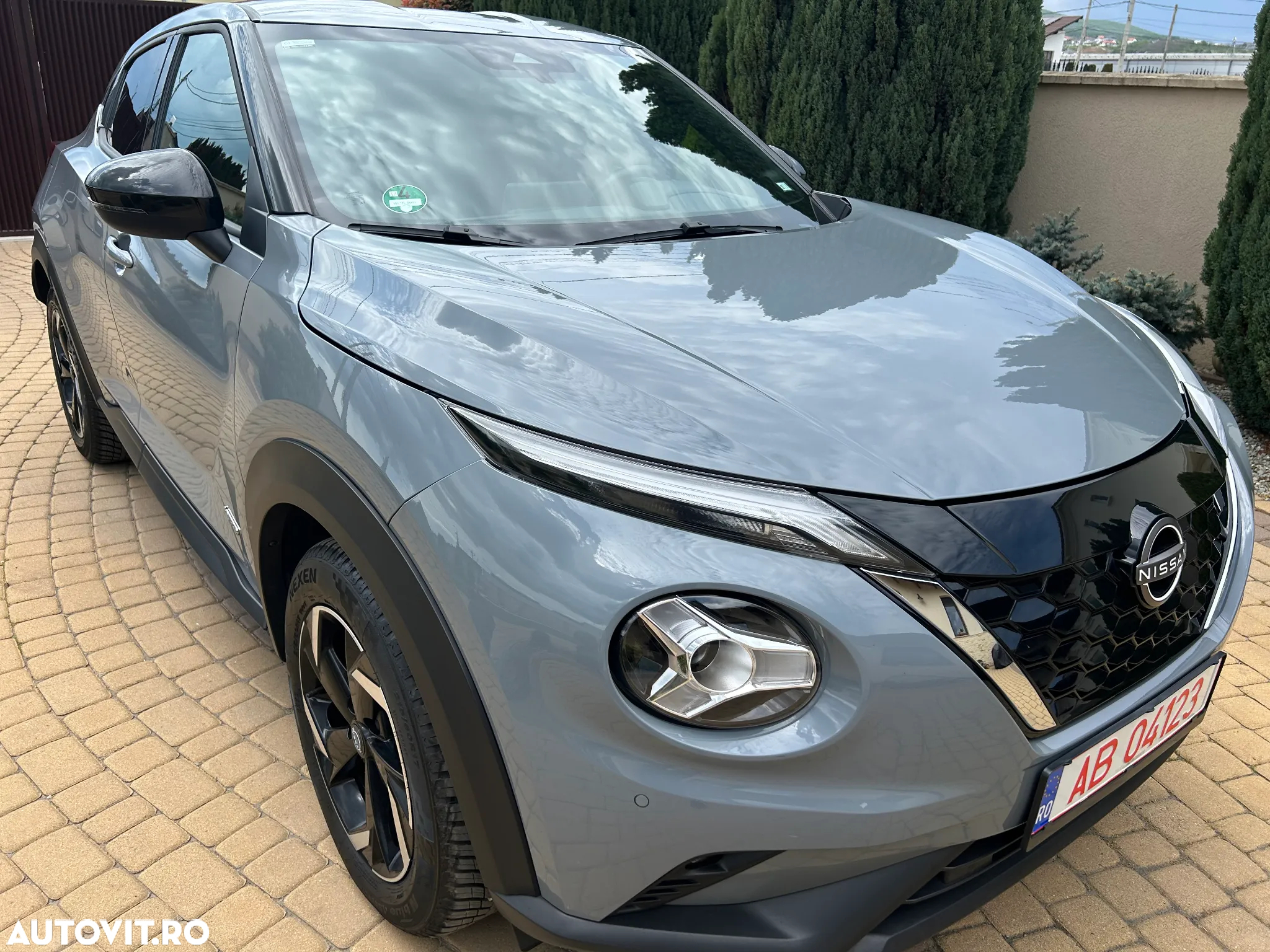 Nissan Juke 1.6 Hybrid 4AMT N-Connecta - 9