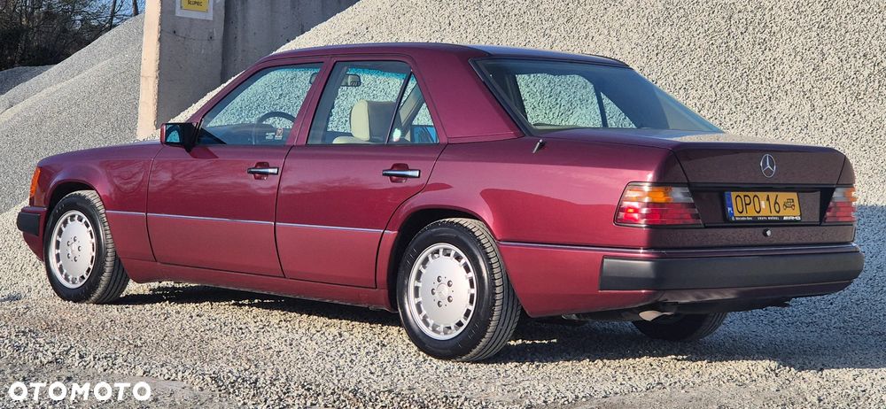Mercedes-Benz W124 (1984-1993) - 11