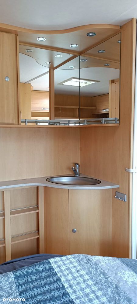 Dethleffs Camper 530 - 18