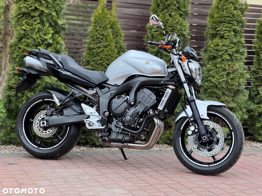 Yamaha FZ6 - 2