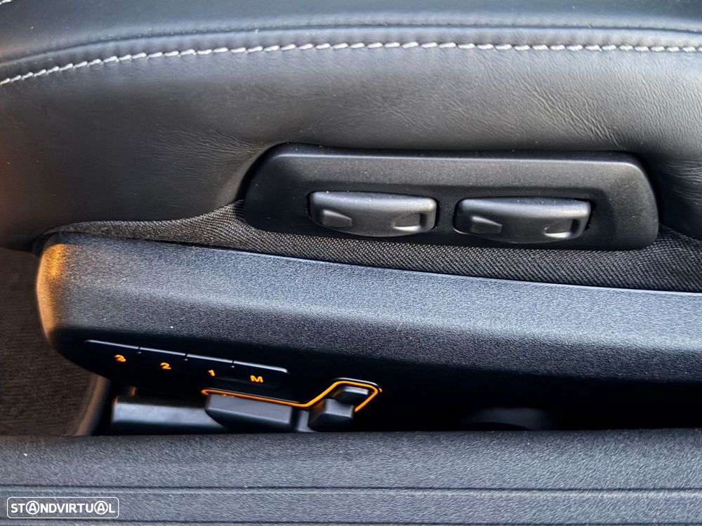 Mercedes-Benz AMG GT - 19