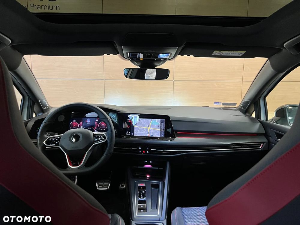 Volkswagen Golf VIII 2.0 TSI GTI DSG - 25