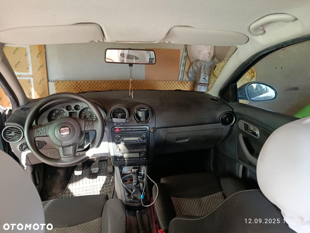 Seat Ibiza 1.4 16V Entry - 11
