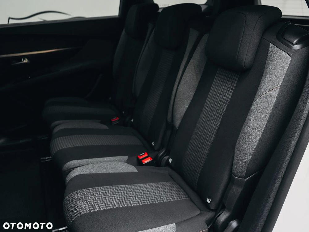 Peugeot 5008 1.5 BlueHDI Active S&S EAT8 - 20