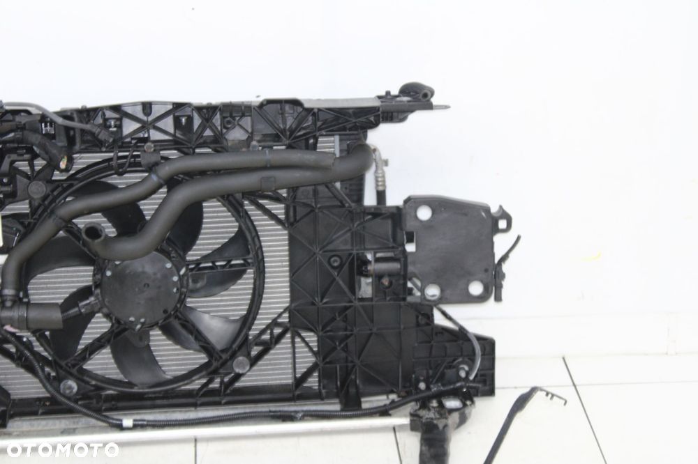 RENAULT MEGANE III 08R- 1.6 B PAS PRZEDNI CHŁODNICE KOMPLET - 8