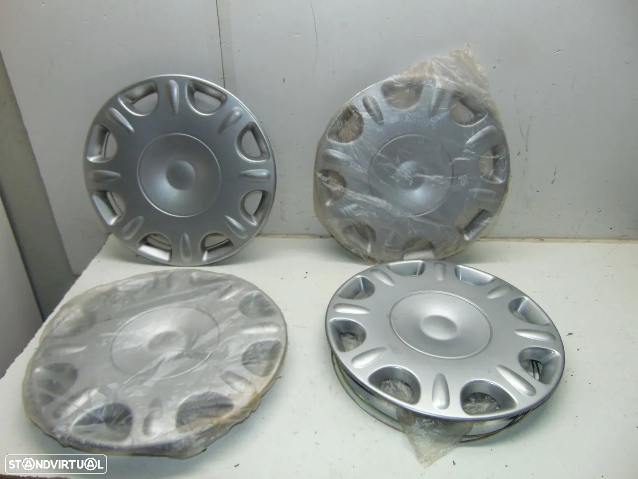 Tampões de roda - 1