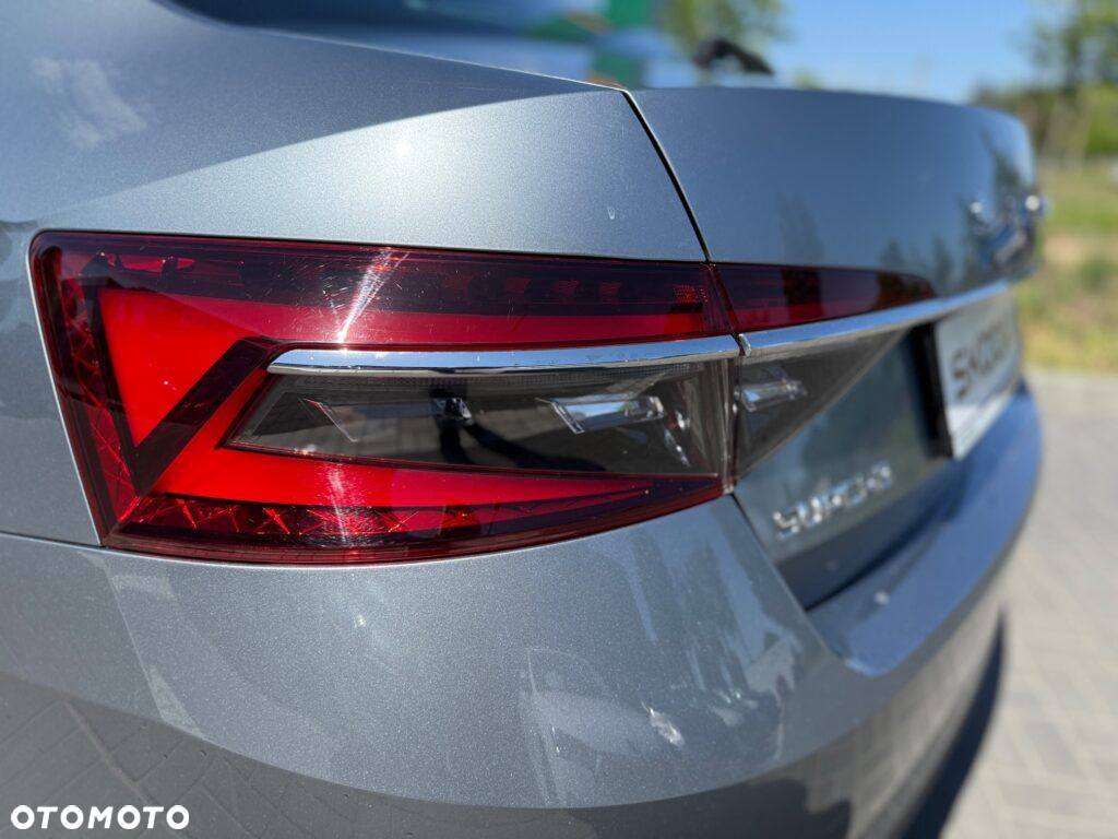 Skoda Superb 2.0 TDI 4x4 Style DSG - 11