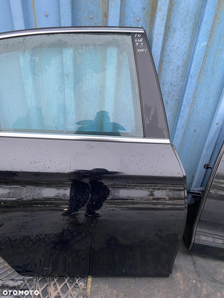 DRZWI BMW F10 PRAWY TYŁ KOLOR 668 - 2