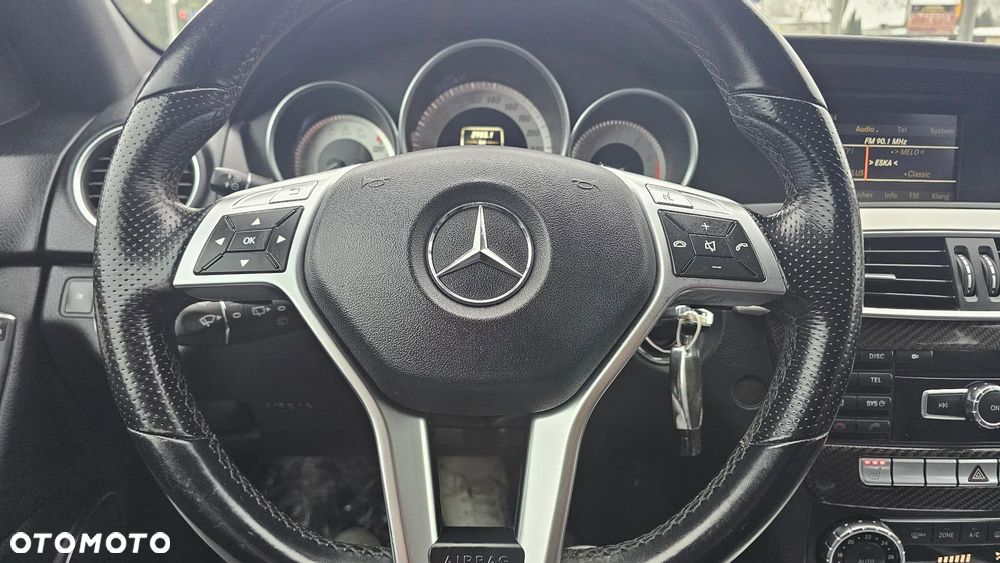 Mercedes-Benz Klasa C 250 (BlueEFFICIENCY) 7G-TRONIC Avantgarde - 28