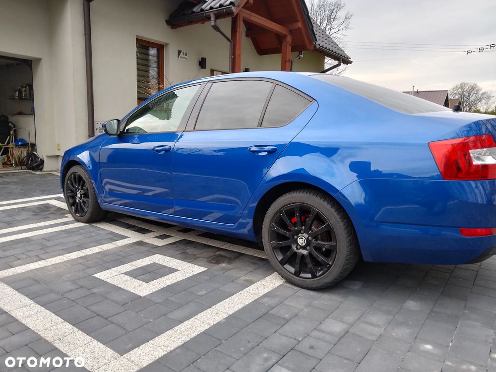 Skoda Octavia 2.0 TDI Style - 9