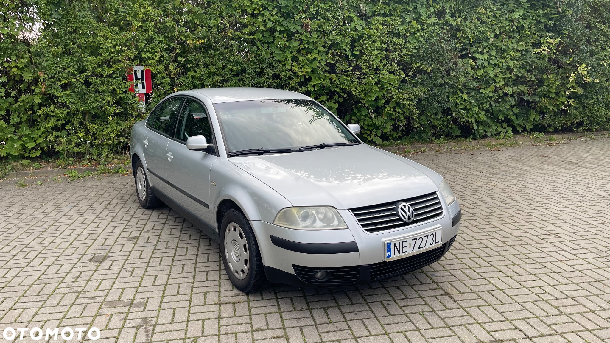 Volkswagen Passat 2.0 Basis - 4