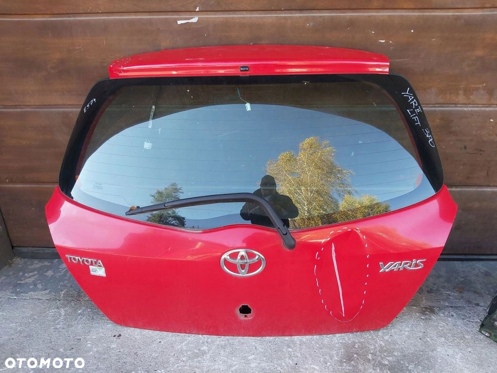Toyota Yaris II 2006 - 2011 rok Klapa bagażnika tył szyba FRANCUZ - 1
