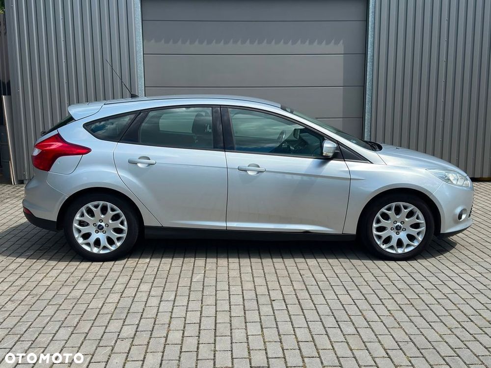 Ford Focus 1.6 Trend - 6