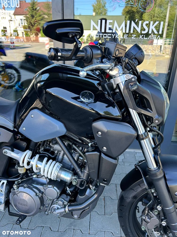 Yamaha MT - 20