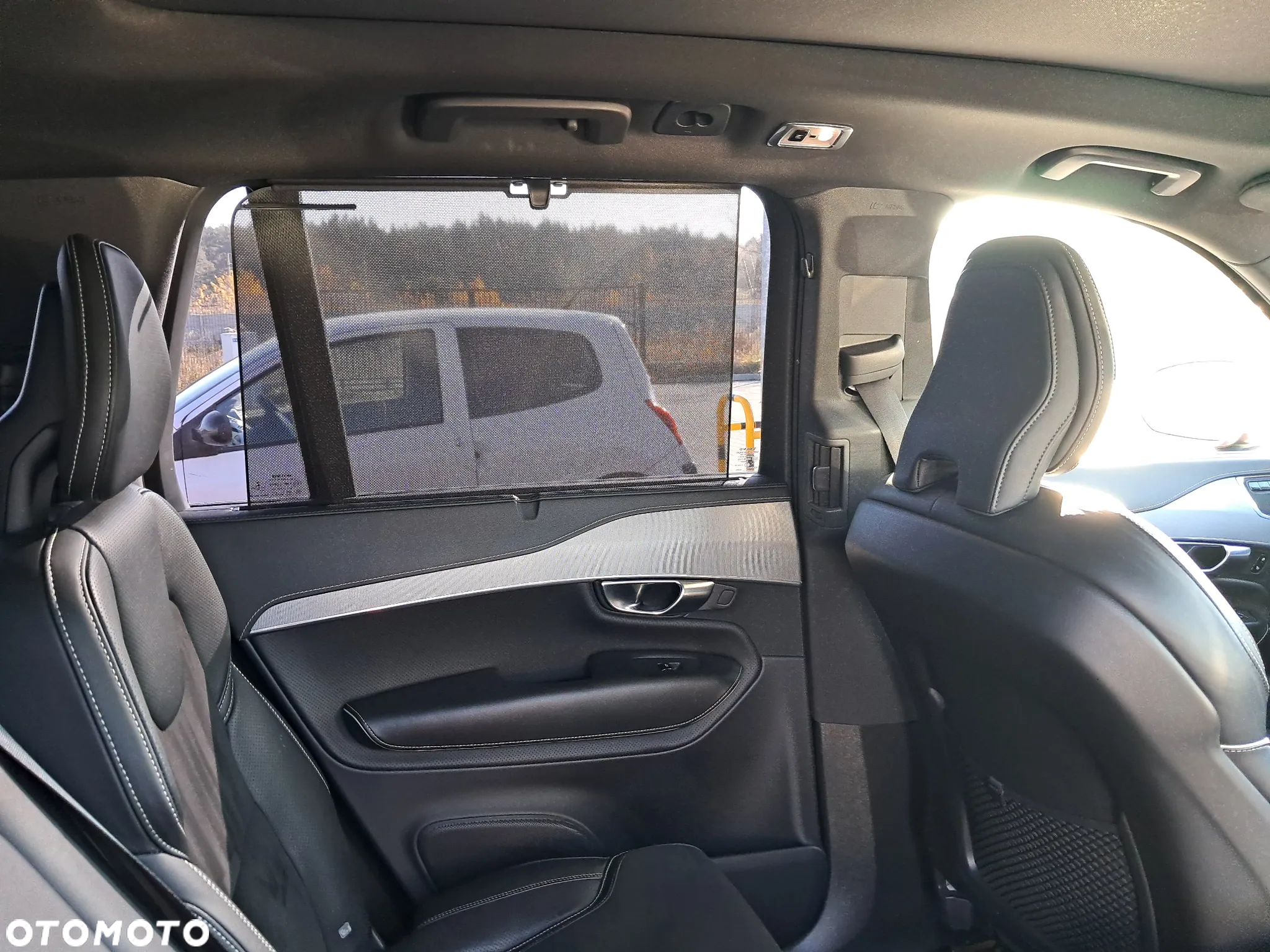 Volvo XC 90 D5 SCR AWD R-Design - 28
