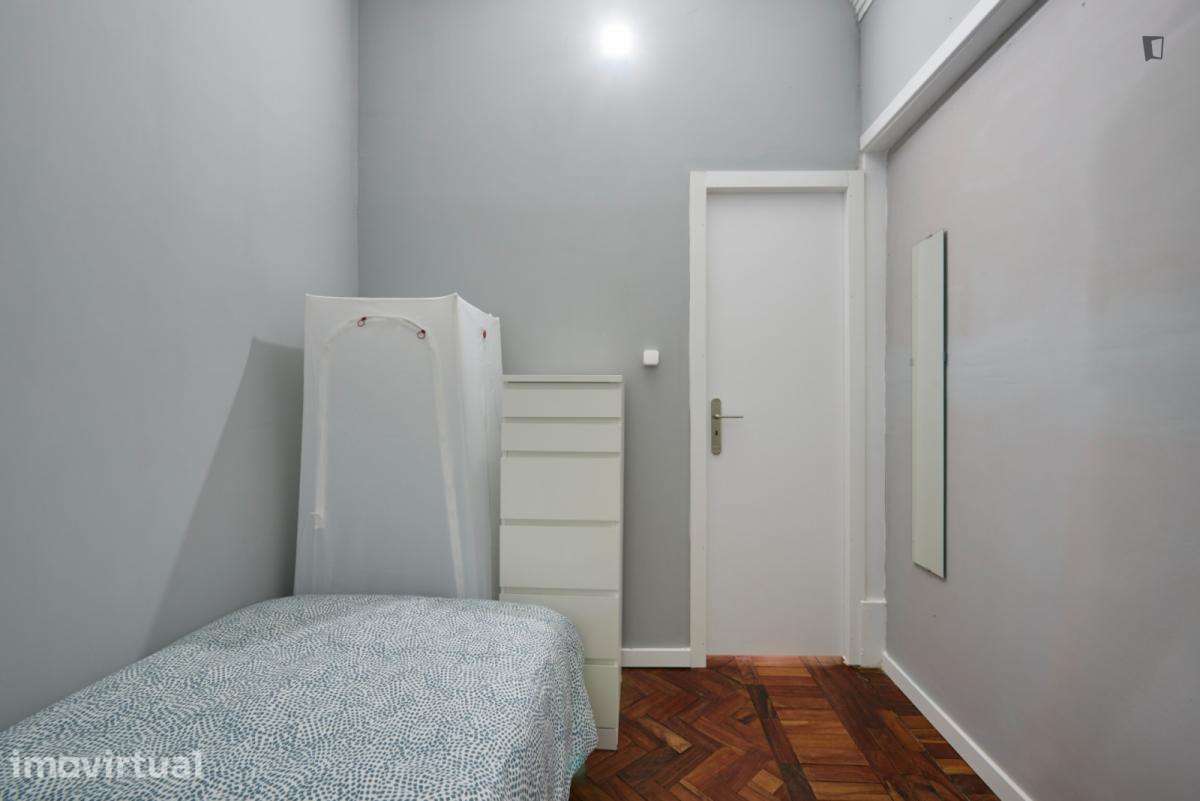 Quarto - localizado em Saldanha Lisbon - Grande imagem: 4/15