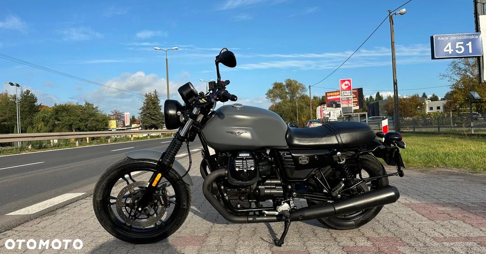 Moto Guzzi V7