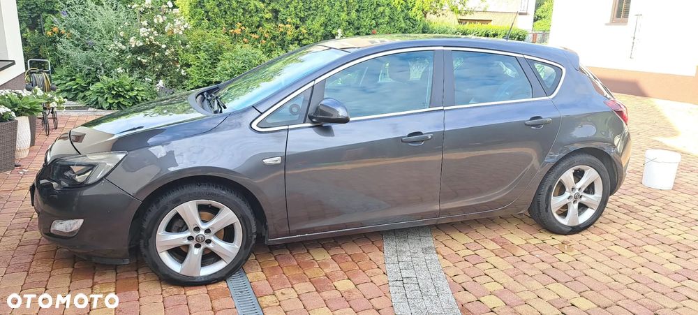 Opel Astra IV 1.4 T Enjoy S&S - 18
