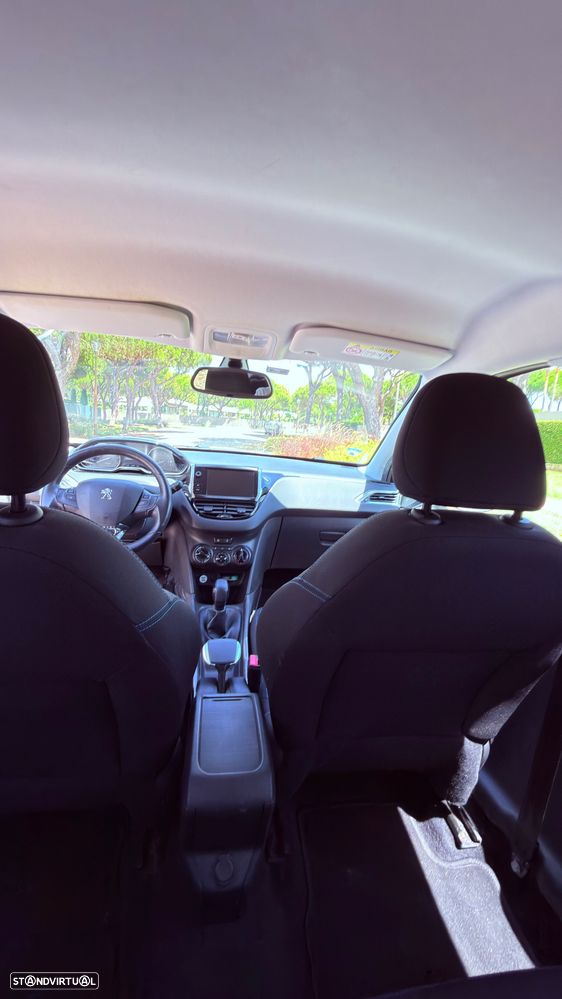 Peugeot 2008 1.2 PureTech Style - 7