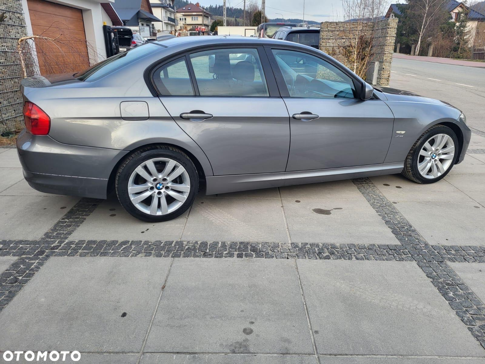 BMW Seria 3 320d xDrive - 6