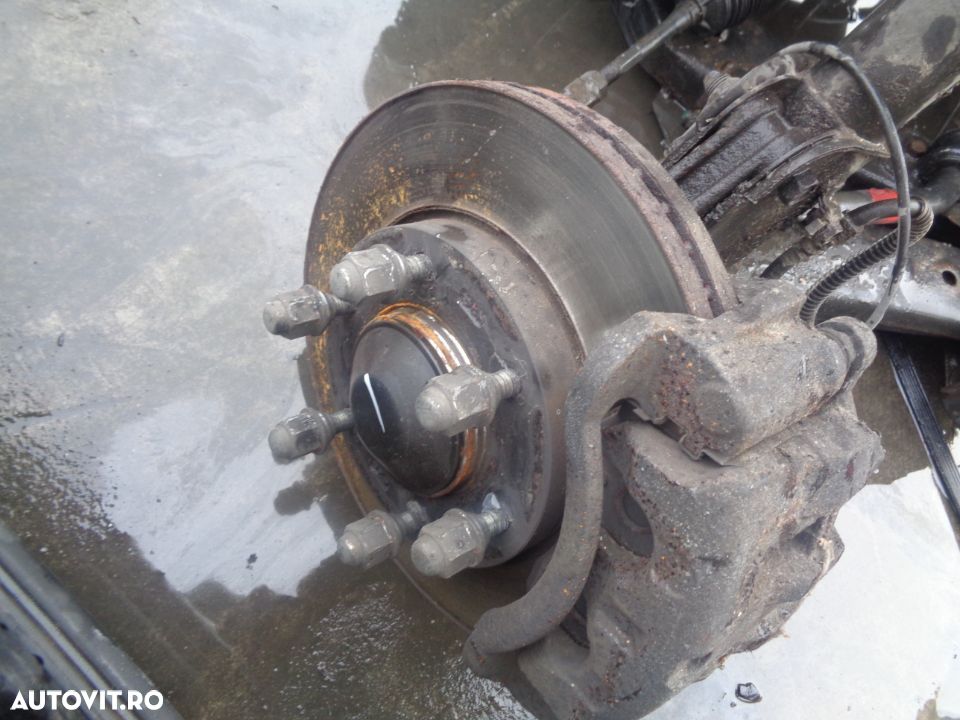 Vand Fuzeta Fata Stanga Hyundai H1 2.5 CRDI din 2007-2012 - 1