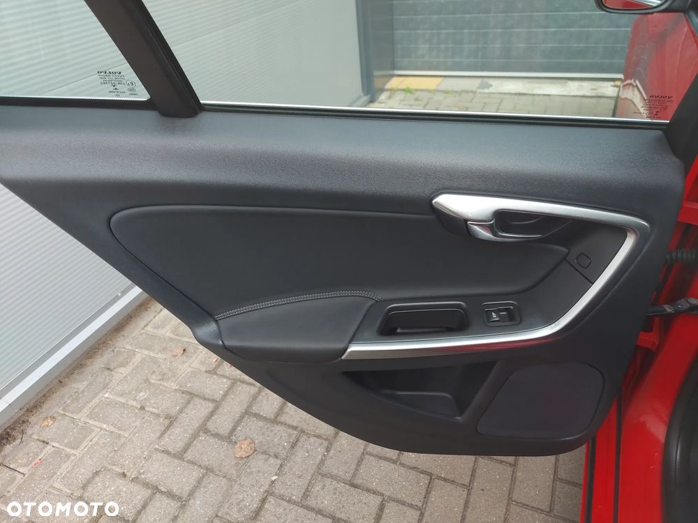 Volvo V60 D4 Drive-E Base - 15