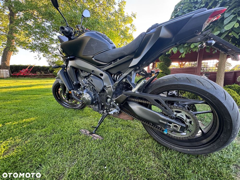 Yamaha MT - 8